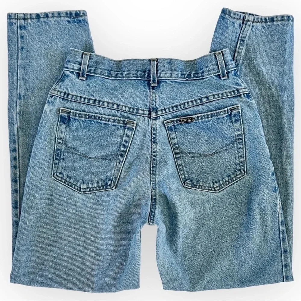 Vintage 90’s Chic High Waisted Jeans